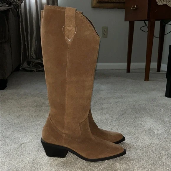 Bianco Beige Brown Heeled Suede Boots with Classic Design Size 39 - Picture 2 of 8